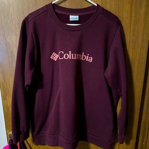 Columbia dark purple crewneck sweatshirt worn one time. size is plus size 1x